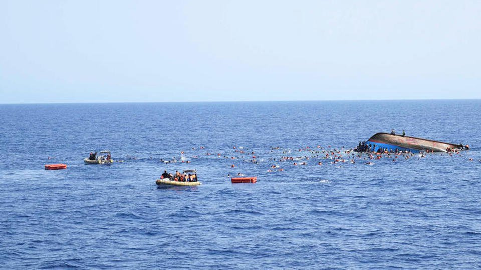 Τρεις νεκροί πρόσφυγες σε ναυάγιο στη Σάμο. Θρηνούμε τα νέα θύματα, πενθούμε την Ευρώπη