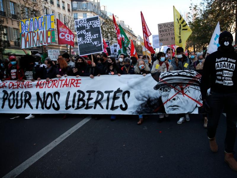 Οι Οικολόγοι ΠΡΑΣΙΝΟΙ για το νόμο «Καθολικής Ασφάλειας» στη Γαλλία
